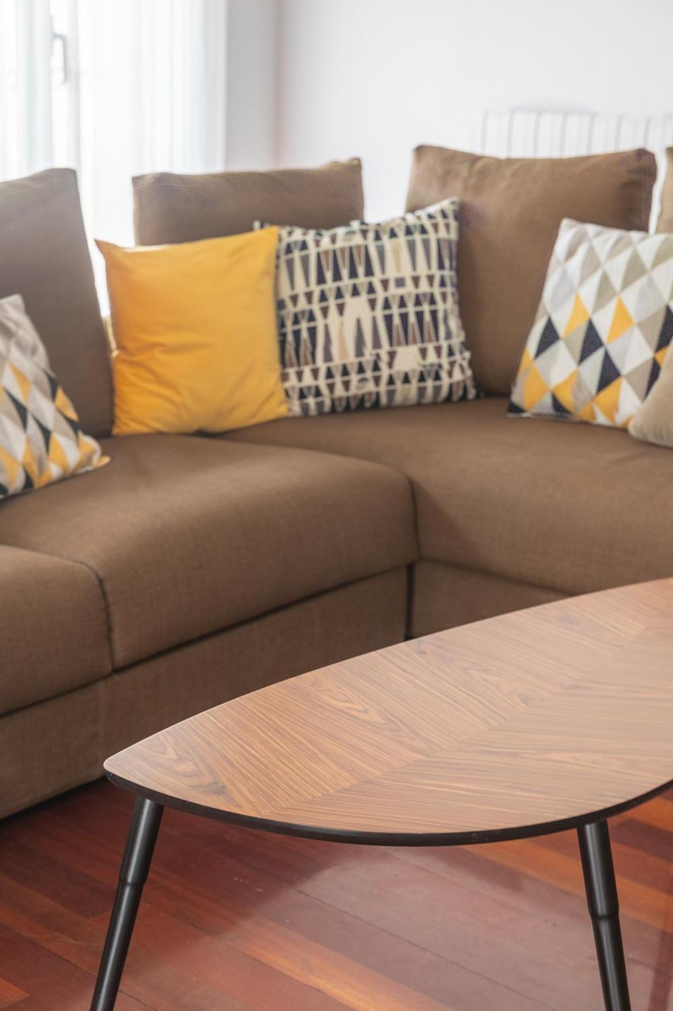 Mazi Apartments Colon Вик Экстерьер фото