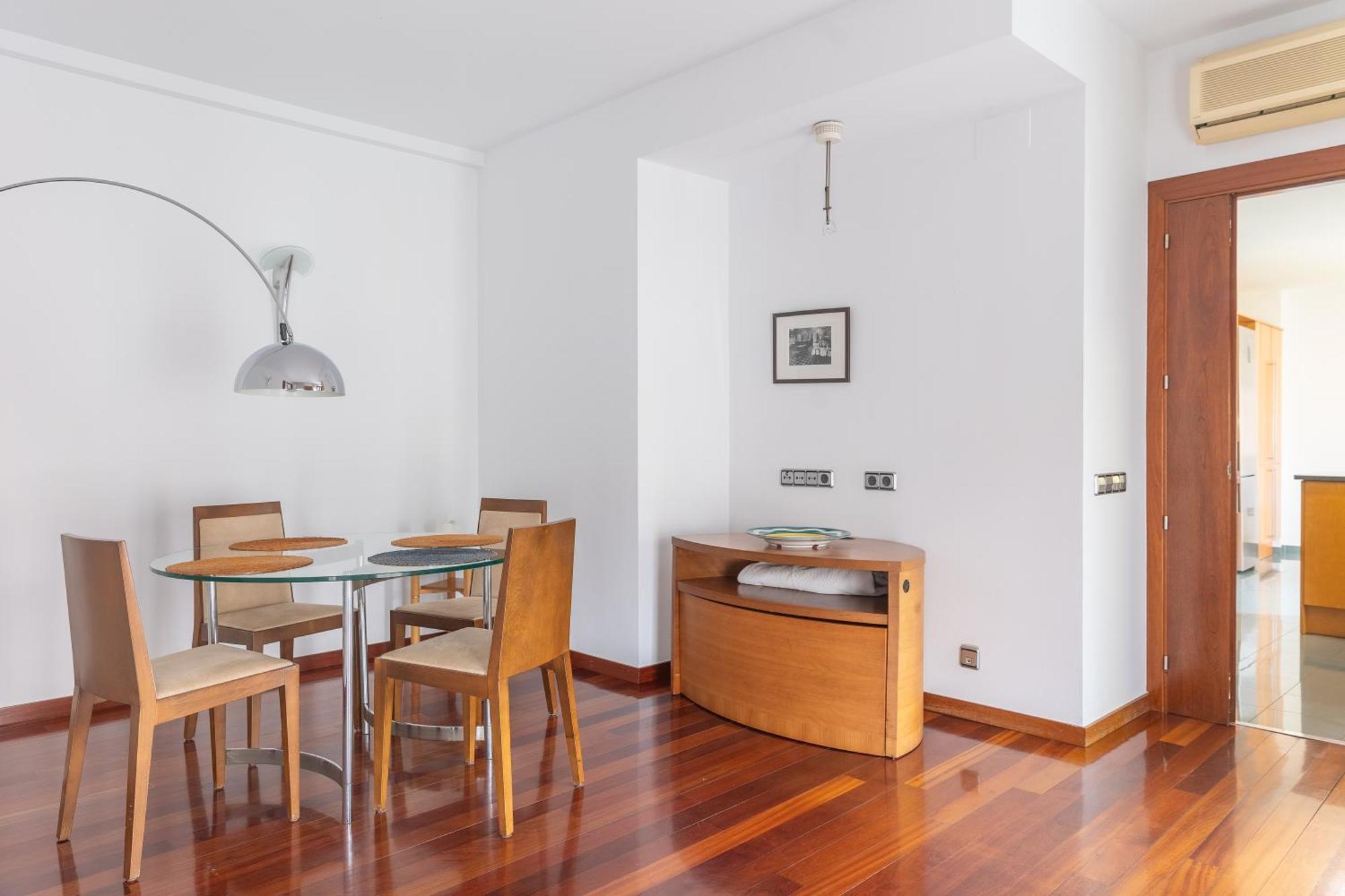 Mazi Apartments Colon Вик Экстерьер фото